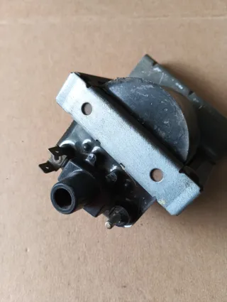 Bobina Delco Remy, usada.