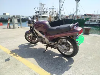 Honda Revere 650 NTV Morada