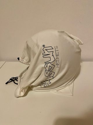 Casco de esquí negro EASSUN