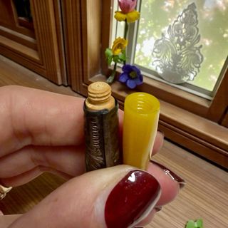 Antico bocchino argento scena Lourdes raro