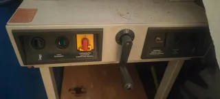 Guillotina Eléctrica Profesional