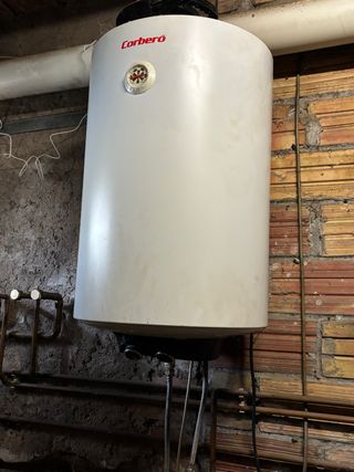 Calentador de agua Corberó