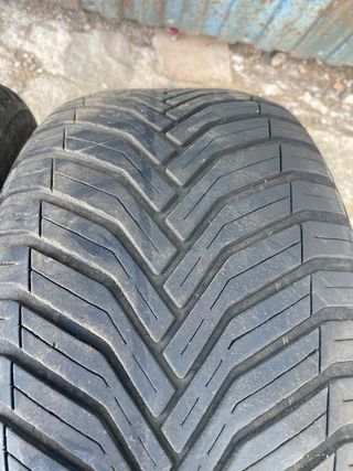 Neumáticos Michelin 215/45 R16