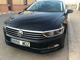 SE VENDE VW PASSAT MOTOR 2.0 TDI 150 CV