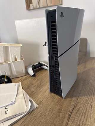 PS5 Slim Blanca Nueva