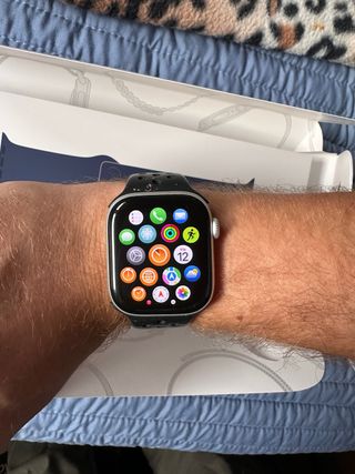 Apple Watch Series 10 42mm GPS Plata, Care +