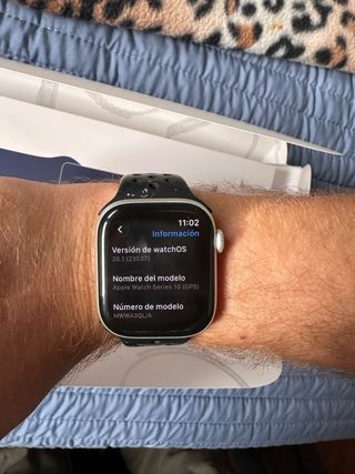 Apple Watch Series 10 42mm GPS Plata, Care +