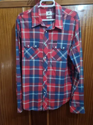 Camisa Lee cuadros roja y azul