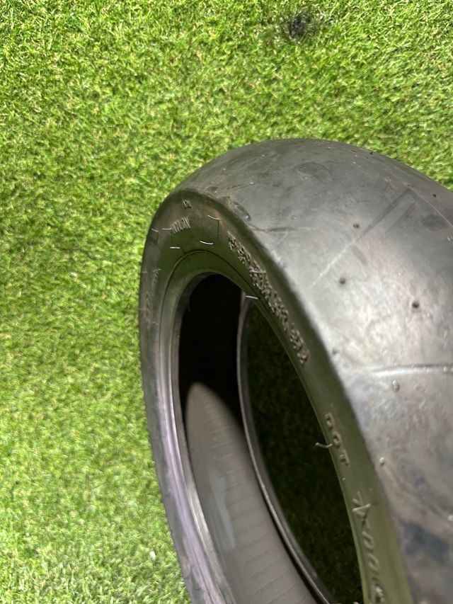 Neumático CST 120/80-12 Slick 65J