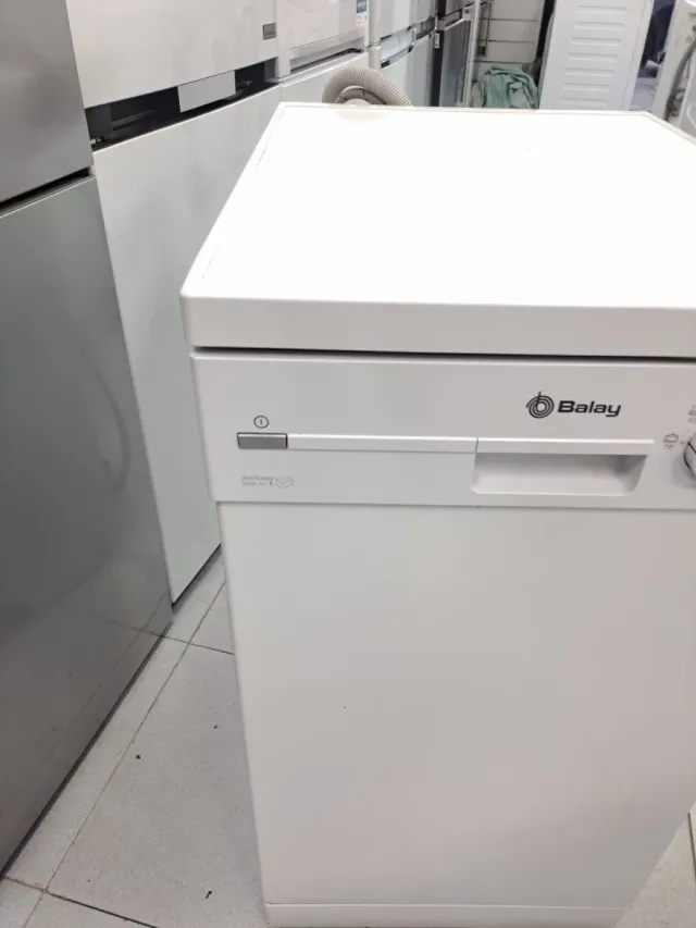 Lavavajillas Balay Blanco a+ estrecha
