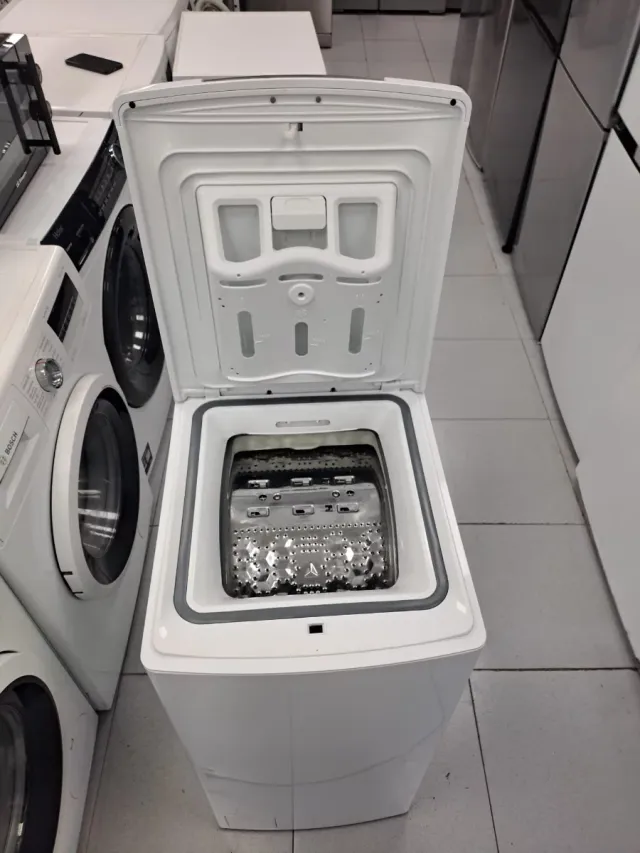 Lavadora Brandt clase A 8,kg RPM.1300