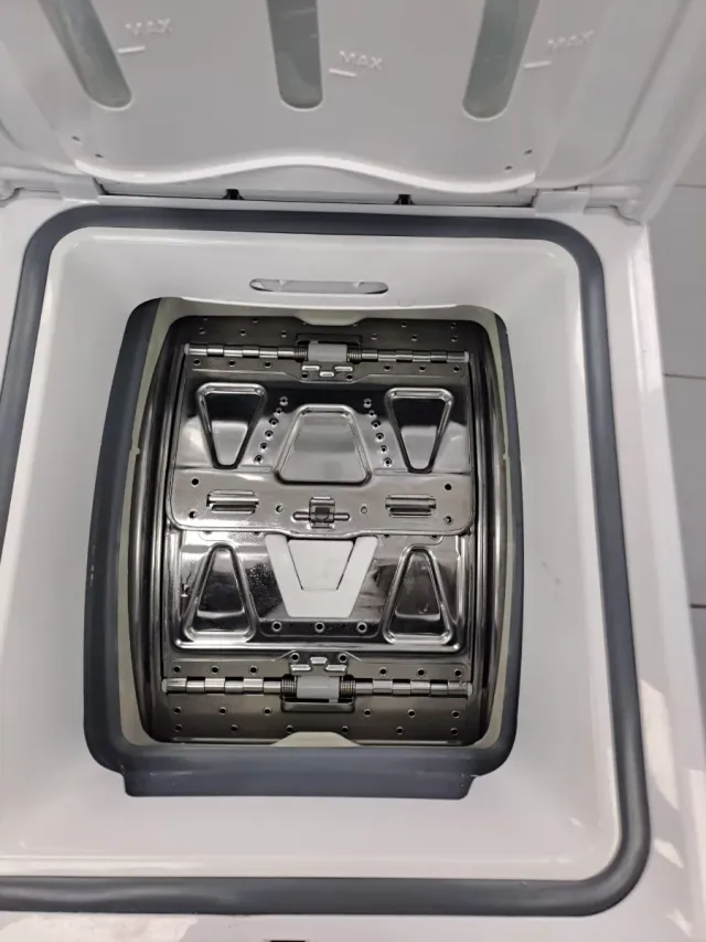 Lavadora Brandt clase A 8,kg RPM.1300