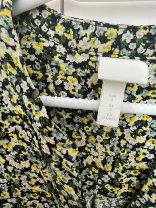 Vestido H&M flores manga larga Talla S