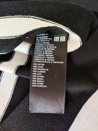 Jersey Uniqlo Punto 3D Talla S Rayas