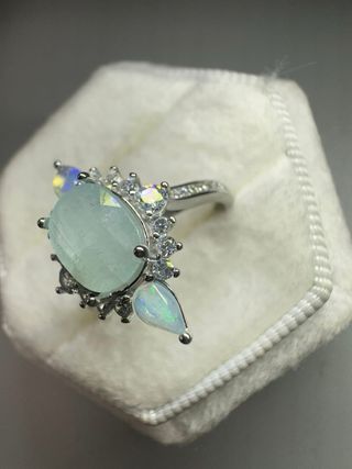 Anillo Turmalina Paraíba 1.57ct y Ópalos