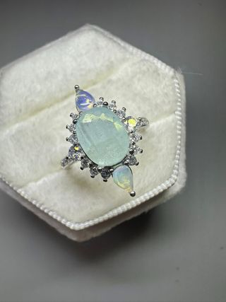 Anillo Turmalina Paraíba 1.57ct y Ópalos