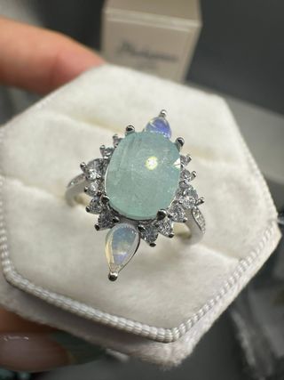 Anillo Turmalina Paraíba 1.57ct y Ópalos