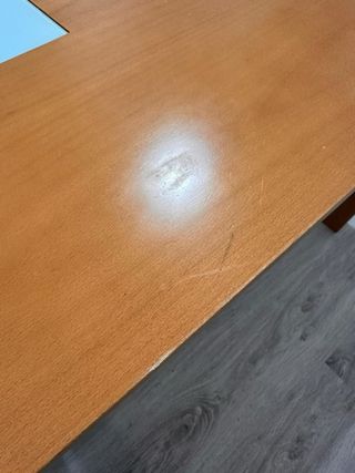 Mesa de comedor con 4 sillas y mesa auxiliar