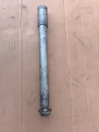 Perno forcella Honda Hornet 600 anteriore