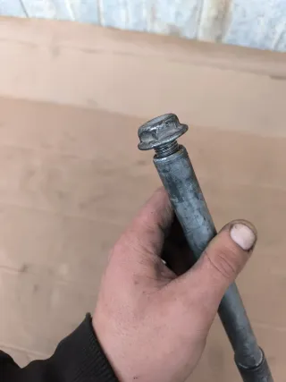 Perno forcella Honda Hornet 600 anteriore