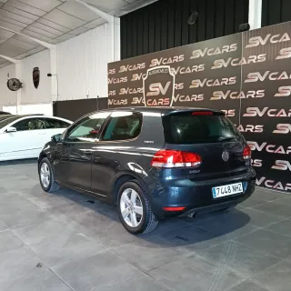 Volkswagen Golf 1.6 TDI 105 CV. Año 2010.