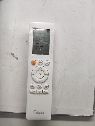 MIDEA Pingüino Aire Portátil Frío y calefactor.