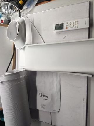 MIDEA Pingüino Aire Portátil Frío y calefactor.