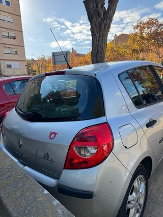 Renault Clio 2006 impecable