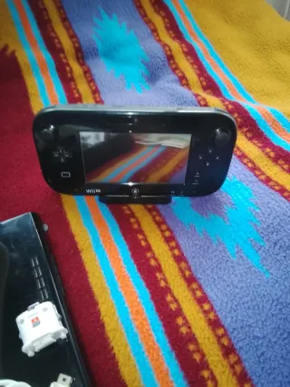 Nintendo Wii U Negra + Accesorios y Juegos