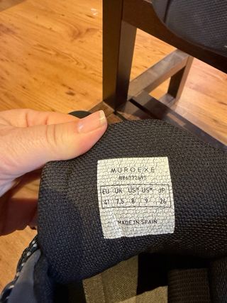 Botas de hombre negras superligeras