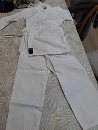Kimono Karate/Judo Blanco 140 cm