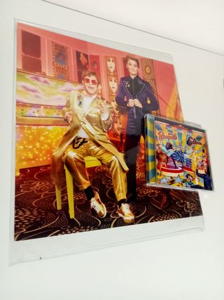 Poster autografato e CD Elton John