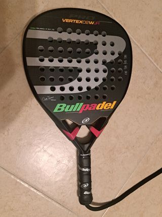 Pala Bullpadel Vertex 02W JR