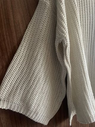 Jersey Bershka punto oversize beige