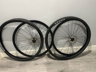 Bicicleta Trek Checkpoint SL Carbono