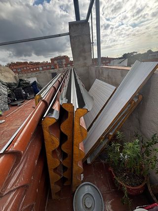 Paneles sándwich teja y lisos