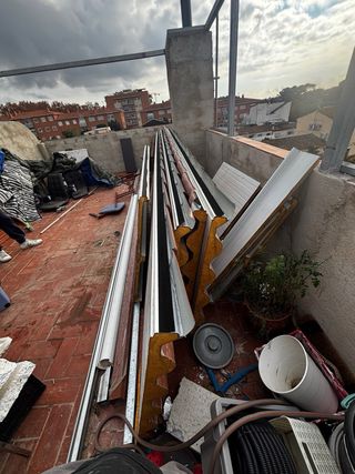 Paneles sándwich teja y lisos