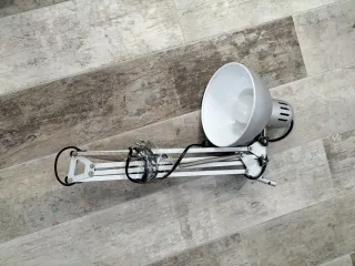 Flexo de estudio metálico gris claro