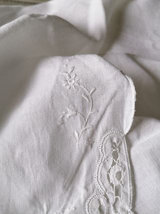 Lenzuola culla ricamato a mano