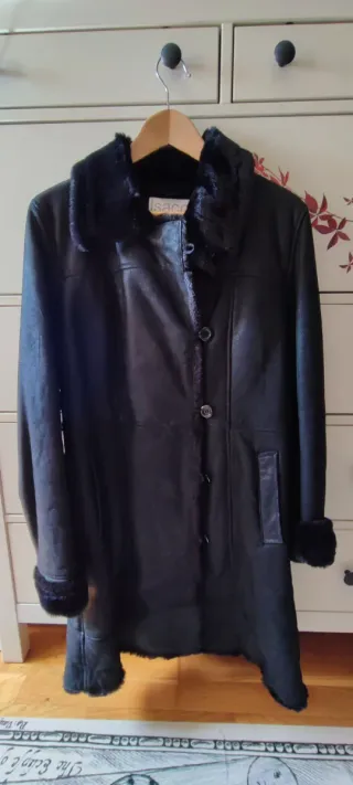 Abrigo Piel Vuelta Negro Talla Única