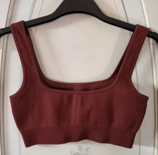 Set sportivo: legging + top marrone