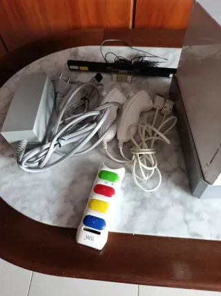 Consola Nintendo Wii Blanca  Sin mandos