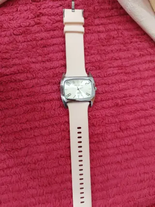 Reloj Giorgie Valentian 02688