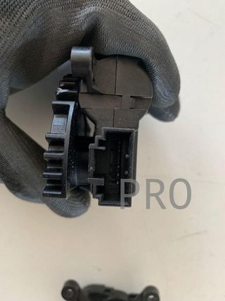 Motor apertura trampilla Climatizador jeep fiat