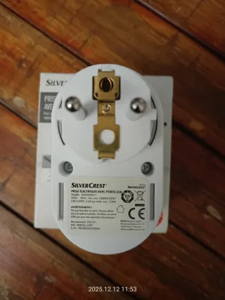 Adattatore Presa Elettrica con 2 Porte USB