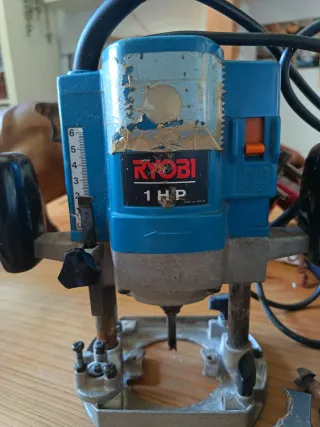 Fresadora Ryobi 1 HP