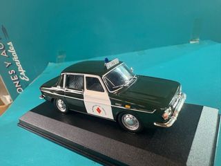 Renault 10 Guardia Civil Escala 1:43