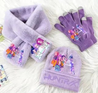 Conjunto invierno infantil Huntrix elije la letra