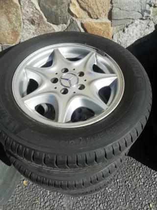 4 Llantas Mercedes 6x15/ 195 65 15 91H