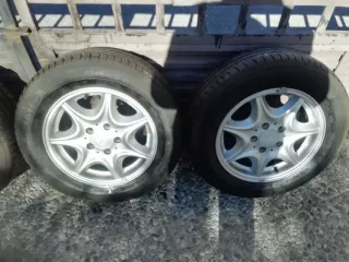 4 Llantas Mercedes 6x15/ 195 65 15 91H